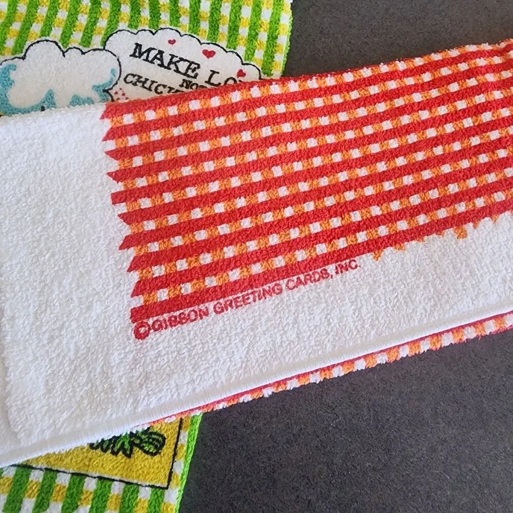 Vintage Novelty Kitchen Dish Towels Lot of 2 Bear Frog Coffee Break Fringe